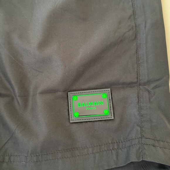 BALMAIN SWIMMING SHORTS 2024 collection VERY ELEGANT & COMFORTABLE WITH TAGS - Picture 4 of 7